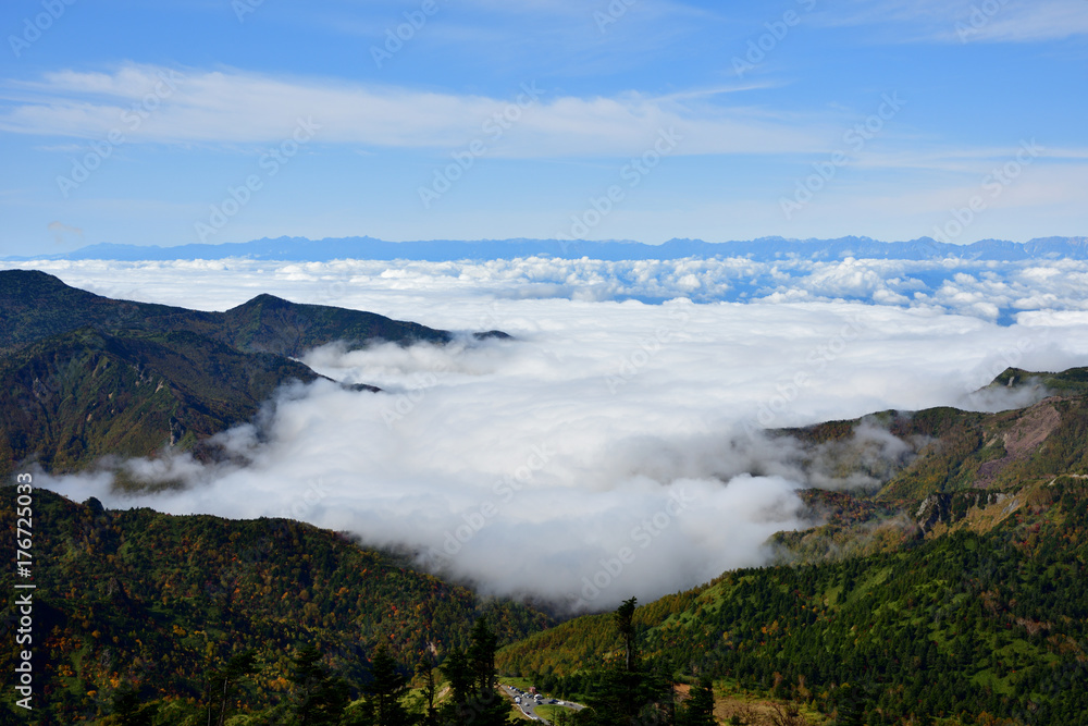 長野県　志賀高原　横手山からの雲海
