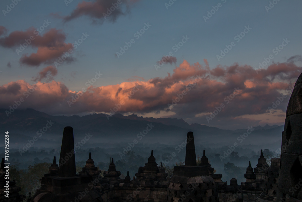 Fototapeta premium indonesian sunrise