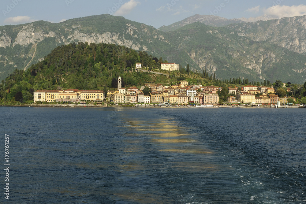  Bellagio, panoramic view from the boat.