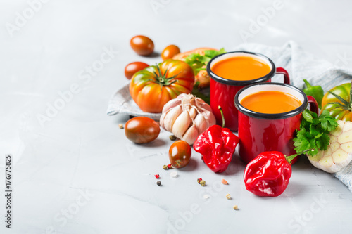 Tomato pepper soup gazpacho with garlic