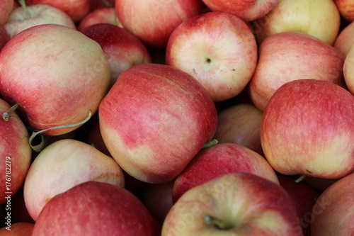 apple