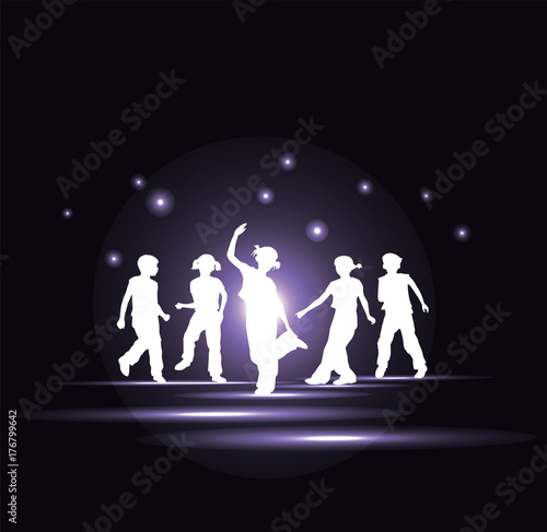 ダンスする子供たち