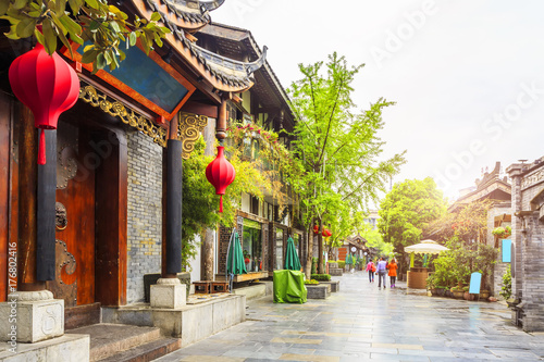 Chengdu old street ancient houses © 昊 周