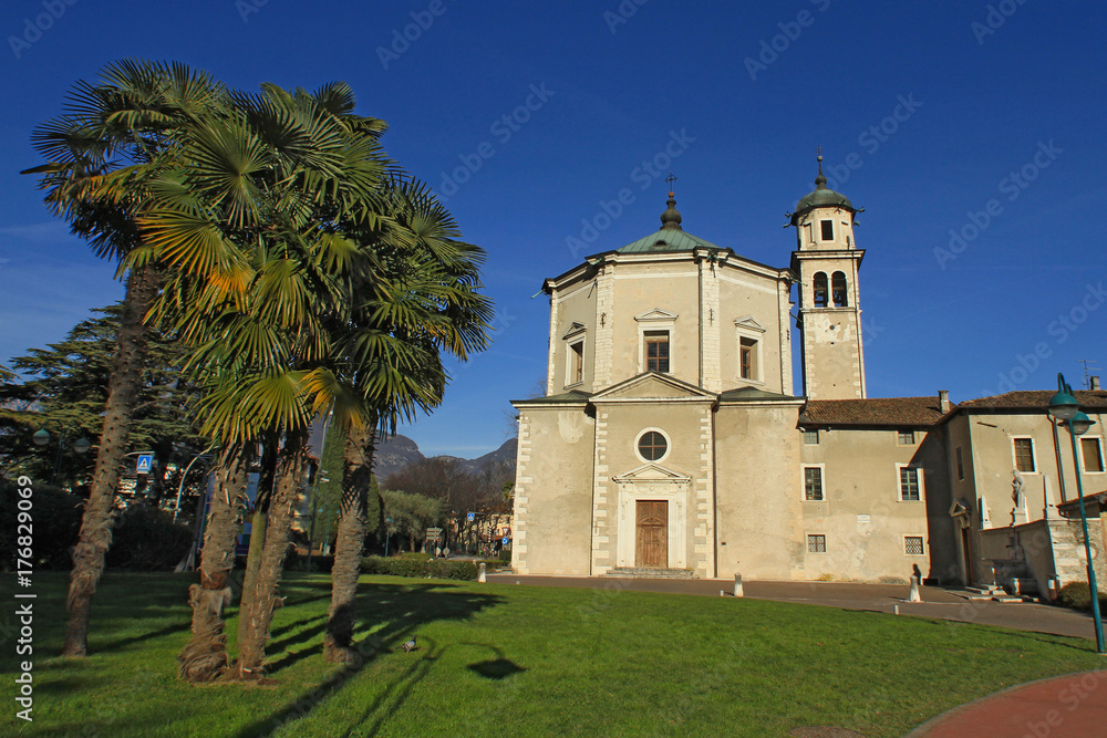 Riva del Garda, chiesa barocca dell'Inviolata