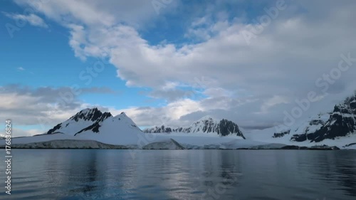 Wallpaper Mural Landscape snow-covered coast of Antarctica in good weather. Andreev. Torontodigital.ca