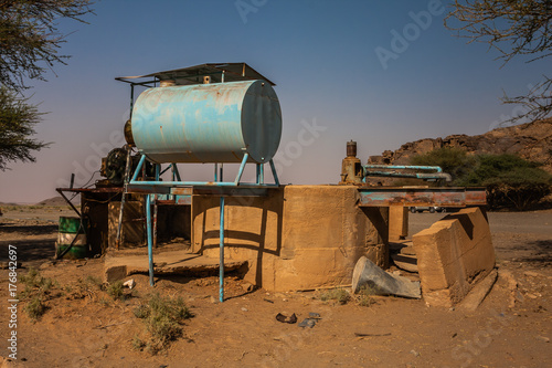 A well in Wadi Massal, Riyadh Province, Saudi Arabia © Walter_D
