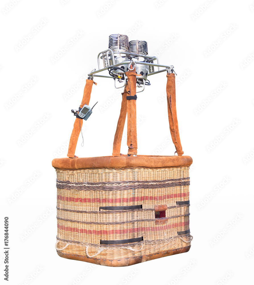 Obraz premium Empty hot air balloon basket isolated on white background with clipping path