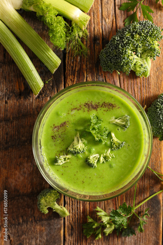 vegetable green soup
