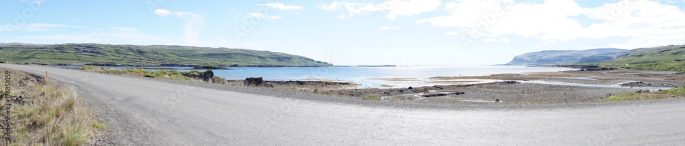 Küsten-Landschaft in den Westfjorden, Island Küsten-Landschaft in den Westfjorden, Island