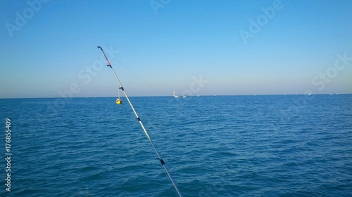 battuta di pesca dalla barca © brunobello