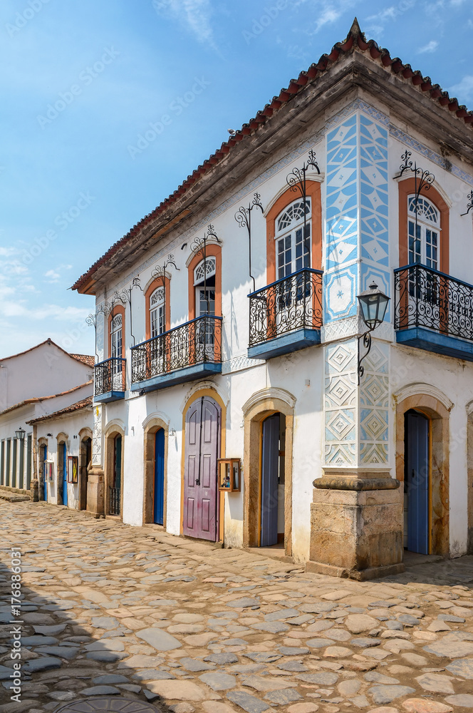 Old stone streets and facades of the historic and colonial city of Paraty in Rio de Janeiro