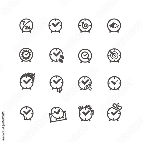 Round shaped time icons in line style / Icon set about time
