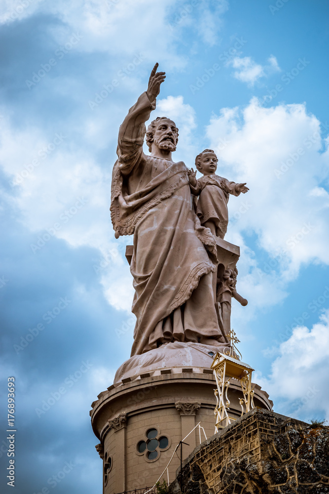La statue Monumentale de Saint-Joseph-de-Bon-Espoir à Espaly Saint Marcel