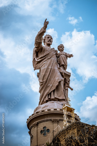 La statue Monumentale de Saint-Joseph-de-Bon-Espoir à Espaly Saint Marcel photo