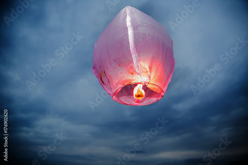 balloon fire Sky lantern flying lanterns, hot-air balloons Lantern flies up highly in the sky.