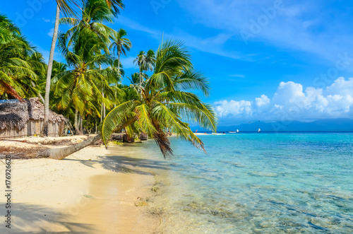 Beautiful lonely beach in caribbean San Blas island, Kuna Yala, Panama. Turquoise tropical Sea, paradise travel destination, Central America