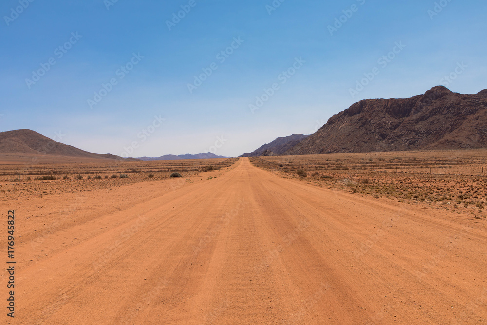 Fahrt durch die Namib Wüste, Tirasberge
