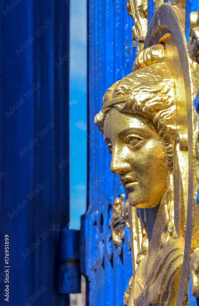 Obraz premium Blue gate to Djurgarden park