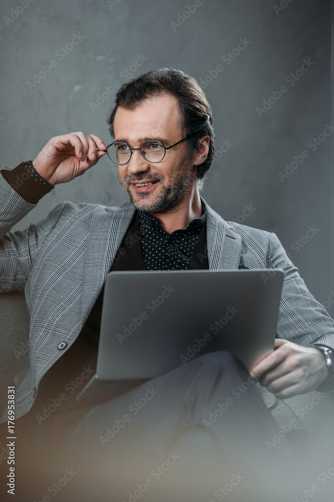 businessman using laptop businessman using laptop