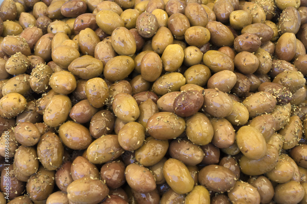 Marinated green olives with herbs Marinated green olives with herbs