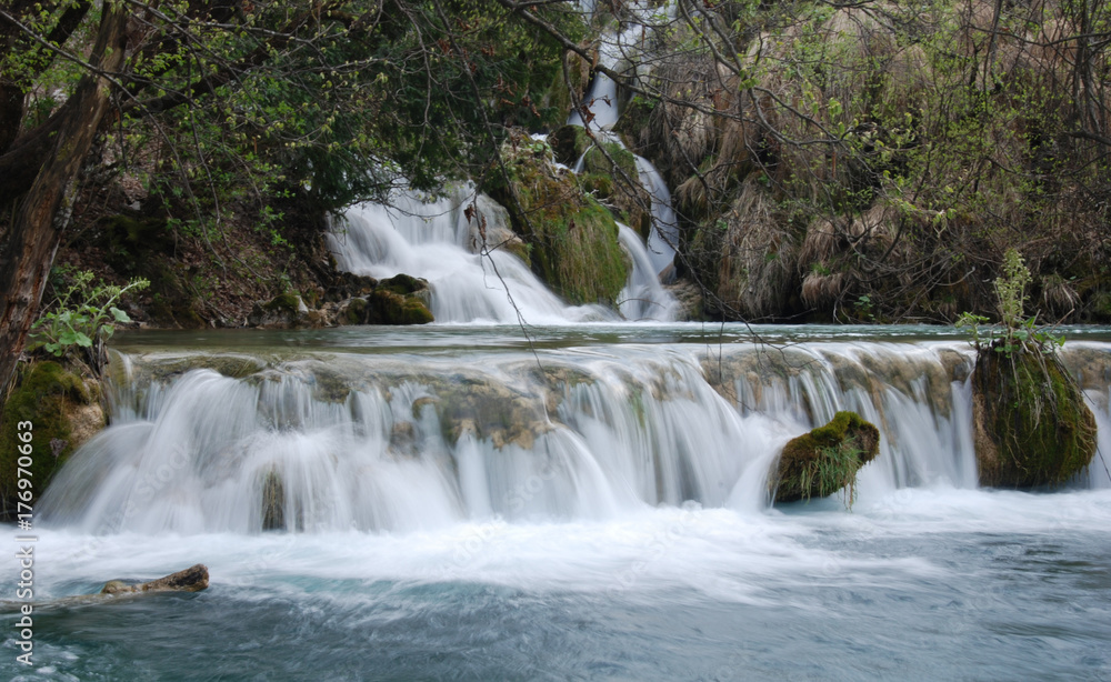 Fototapeta premium rio cascada parque nacional