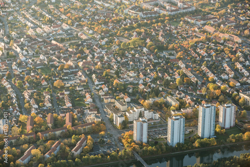 Erlangen/Büchenbach und Skyline am Kanal