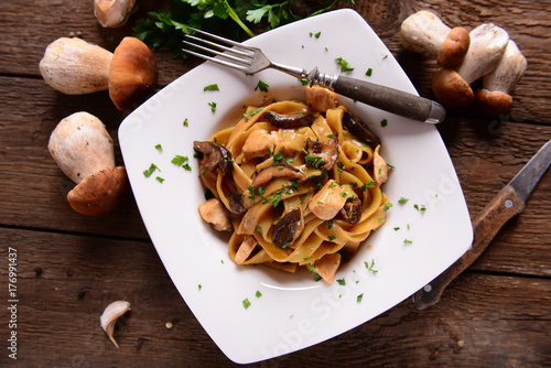 Pasta with porcini mushrooms