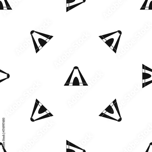 Tepee pattern seamless black