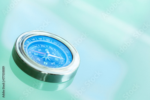 Obraz na płótnie Metal Compass