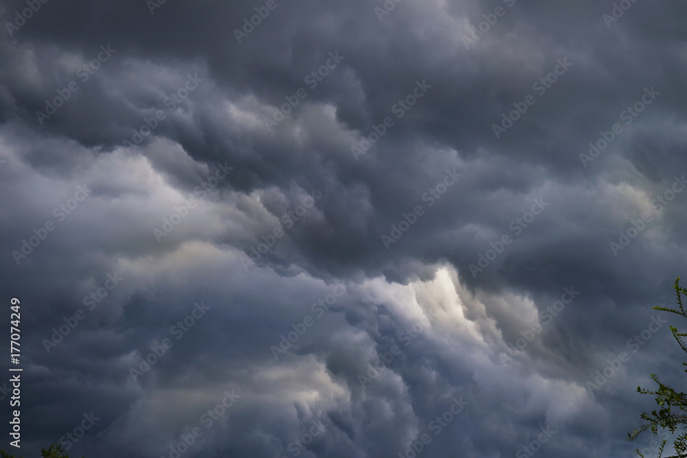 Obraz premium rain clouds