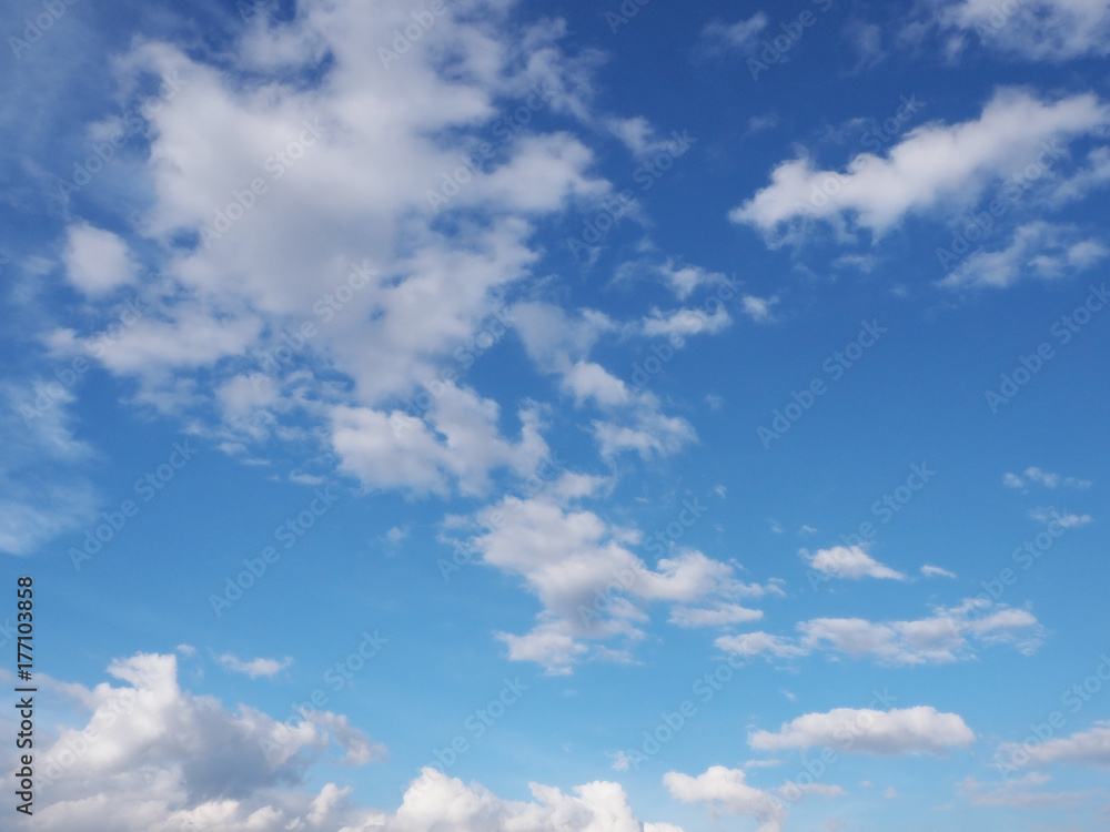 Fototapeta premium blue sky and clouds