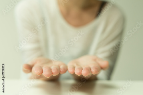 hand woman