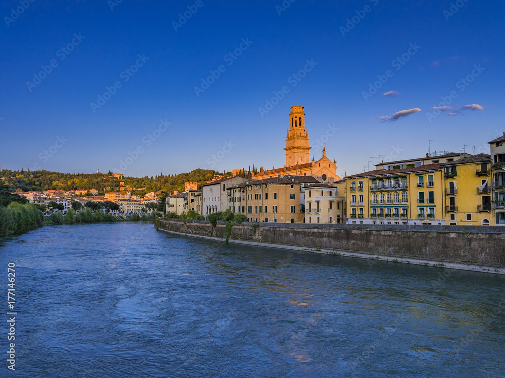 City view of Verona with the Dom Santa Maria Matricolare on the River Adige, Verona, Veneto, Italy, Europe