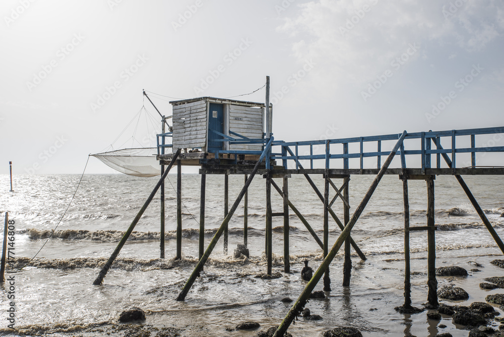 Carrelet sur la côte