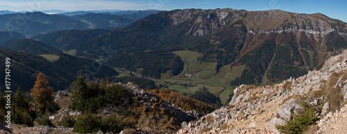 Blick von dem Altenberger Steig zur Rax auf die Schneealpe photo