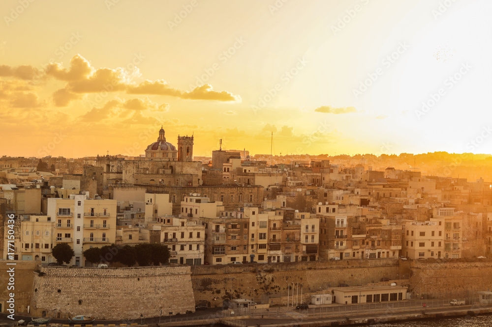 Fototapeta premium Malta Porto tramonto