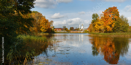 The Temple of Bagrationovsk in autumn