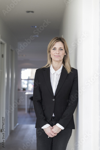 Wallpaper Mural Portrait of businesswoman in her home Torontodigital.ca