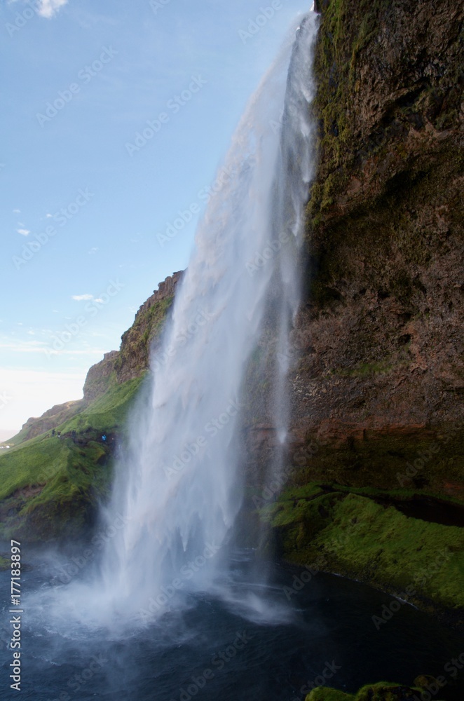 アイスランド セリャラントスフォス 南部観光 滝 裏見 絶景 夏 iceland island summer waterfall Seljalandsfoss アイスランド セリャラントスフォス 南部観光 滝 裏見 絶景 夏 iceland island summer waterfall Seljalandsfoss