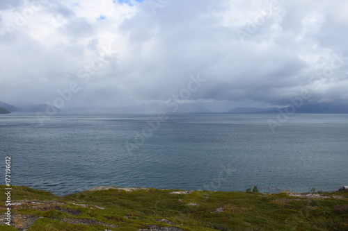 Fototapeta Norwegen, Norge, Alta, Altafjord, Fjord, Langfjorden, Langenesholmen, Insel, Bun