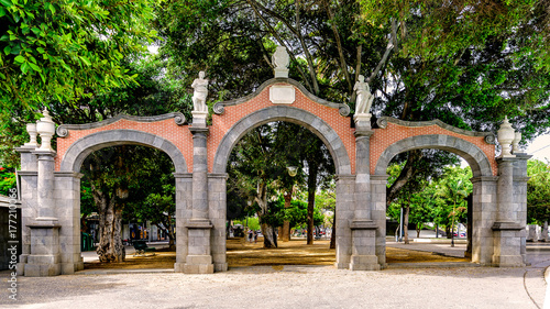 Das Portal zum alten Park
