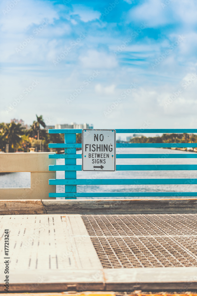 Fototapeta premium No Fishing