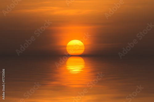 Fototapeta Naklejka Na Ścianę i Meble -  Sunset on the lake.