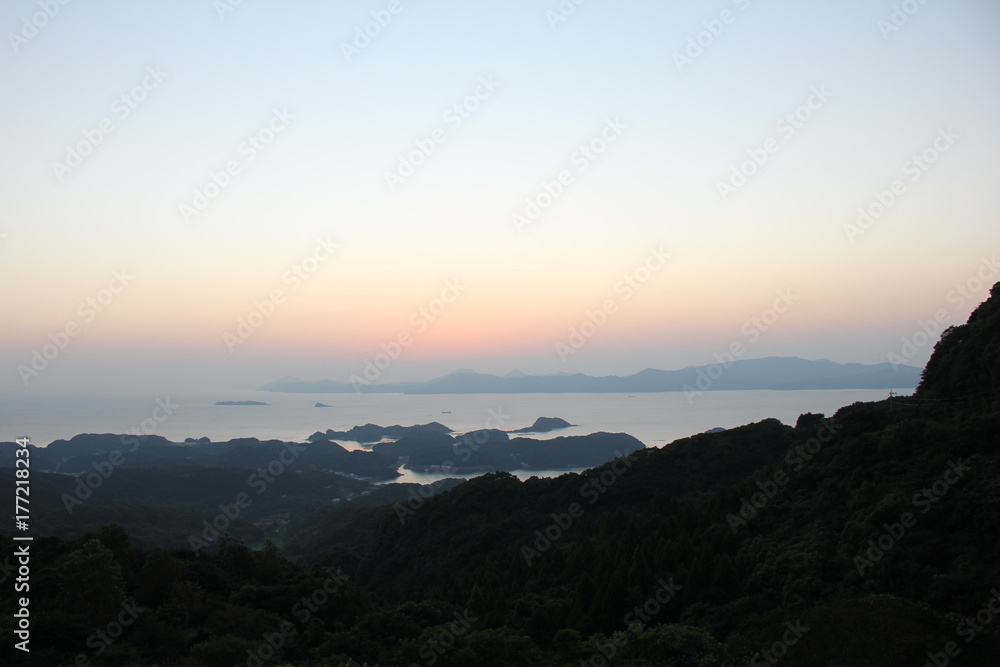 冷水岳から見る日没(長崎県)