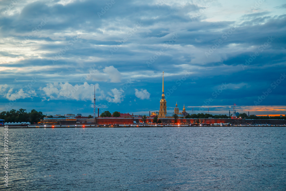Fototapeta premium Night view of the Peter and Paul Cathedral.