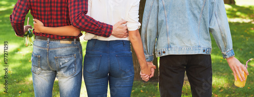 Canvastavla Friendship love jealousy adultery polygamy concept