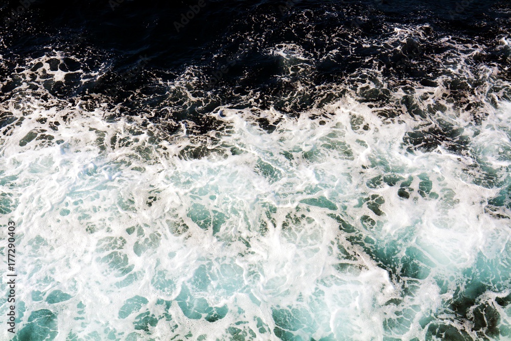 Obraz premium Agitated waves and water, texture and background