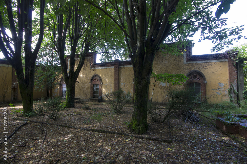 Crespi d'Adda, a historic settlement in Lombardy, Italy, and a great example of the 19th-century company towns built in Europe. A World Heritage Site since 1995 Crespi d'Adda, a historic settlement in Lombardy, Italy, and a great example of the 19th-century company towns built in Europe. A World Heritage Site since 1995