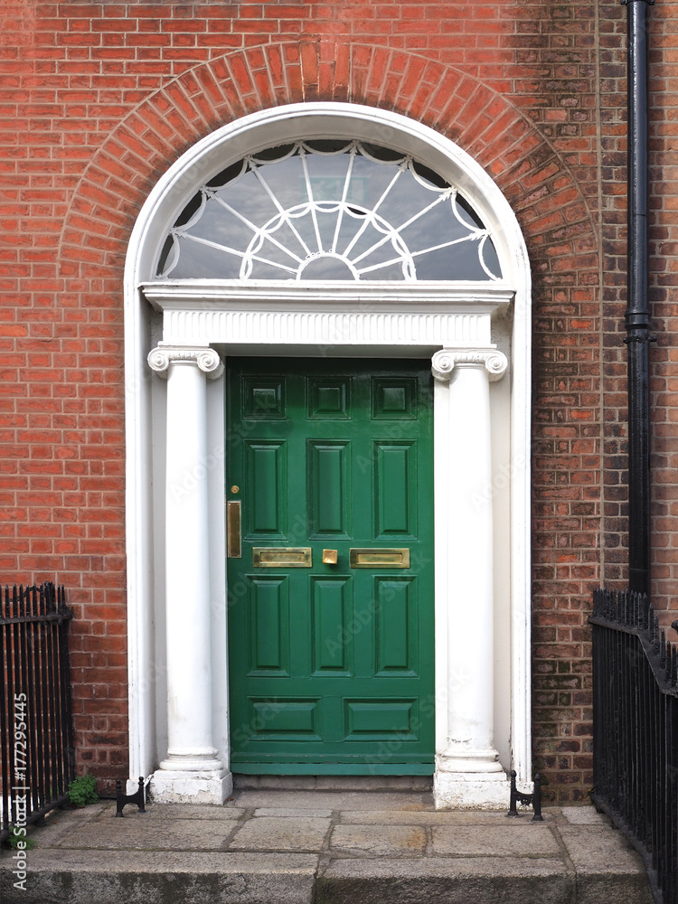 GEORGIAN DOOR - DUBLIN, IRELAND GEORGIAN DOOR - DUBLIN, IRELAND