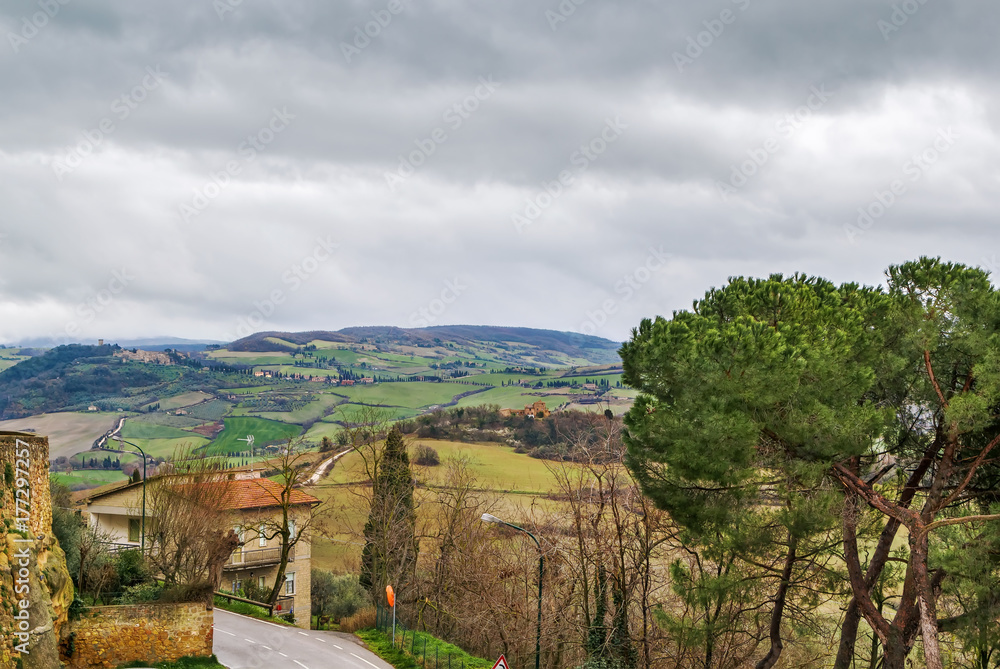 Naklejka premium view of the surroundings of Pienza, Italy